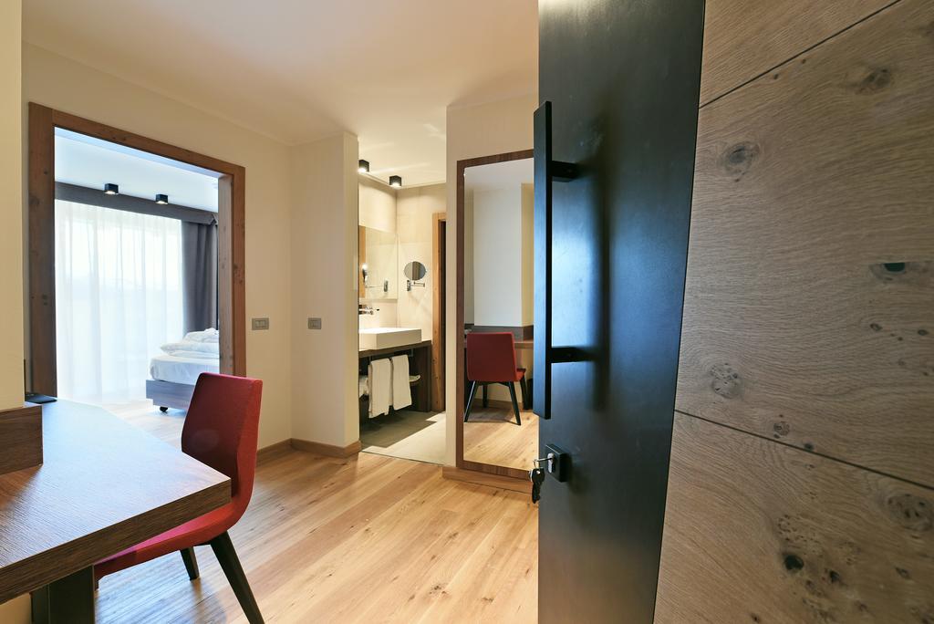 Dolomeet Boutique Hotel 핀졸로 외부 사진